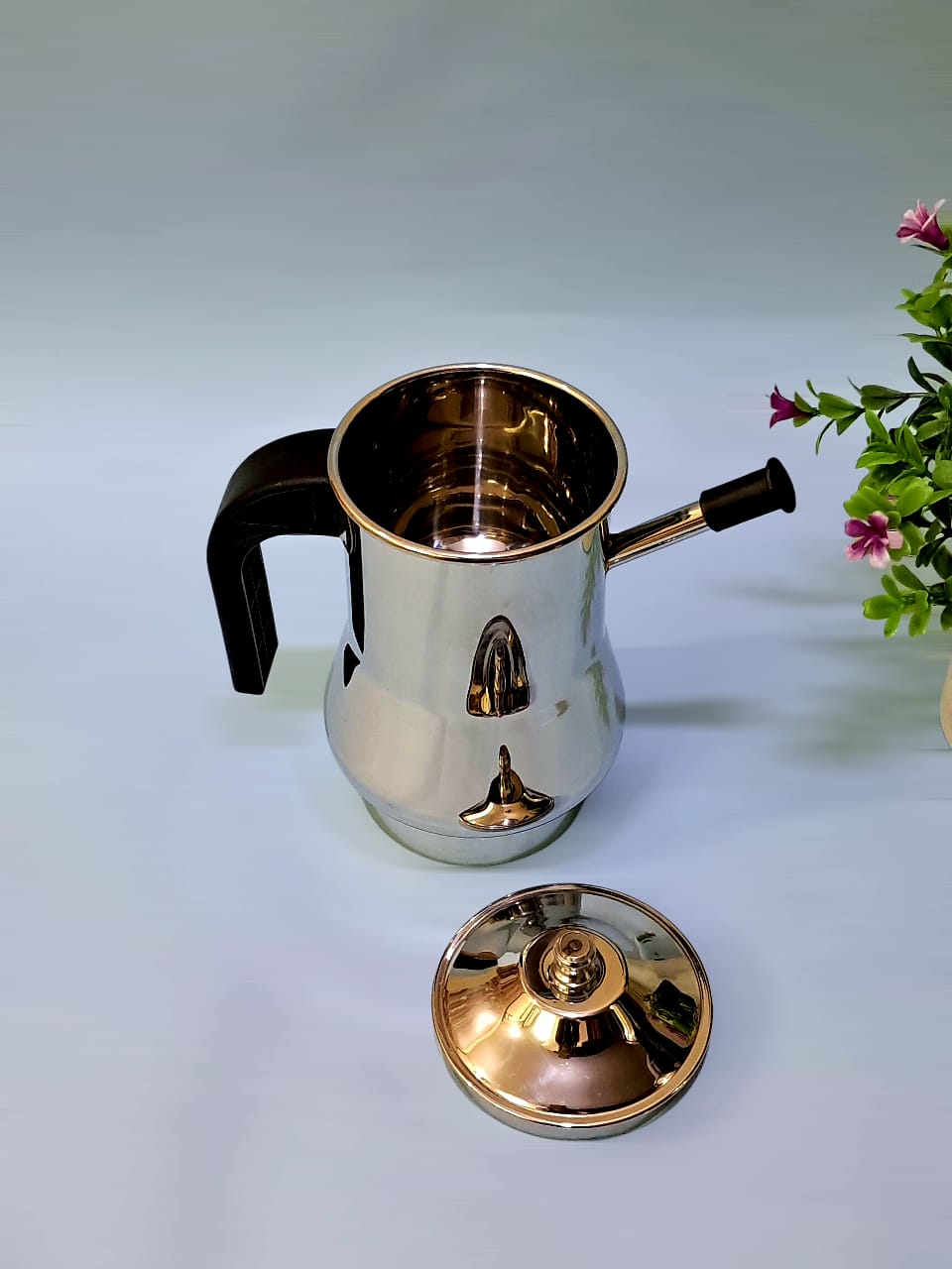 Stainless Steel Oil Jug / Nei Jaadi/oil dispenser – Ghee Storage Jug with Lid & Spout