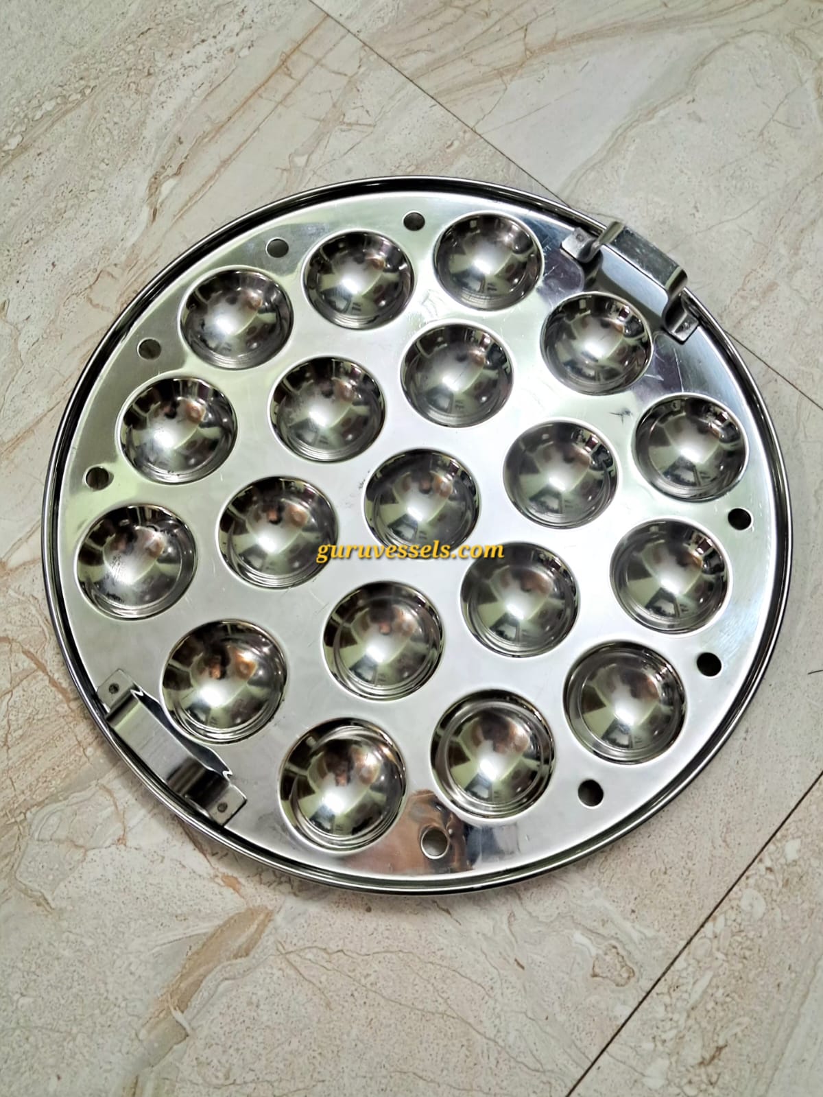 Premium Chettinad Idli Pot – Heavy Stainless Steel Traditional Idli Paanai 12 kuli & Idli Chatti | 6-Piece Set